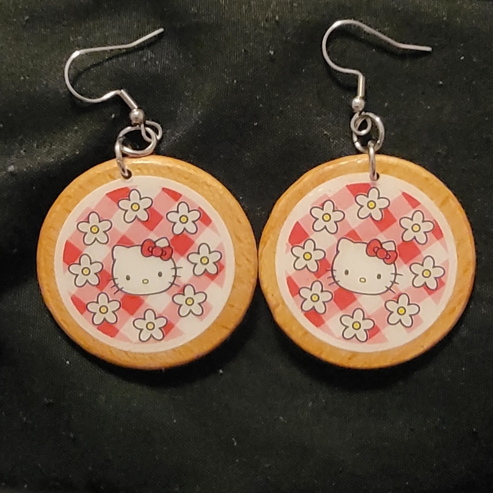 Hello Kitty Earrings